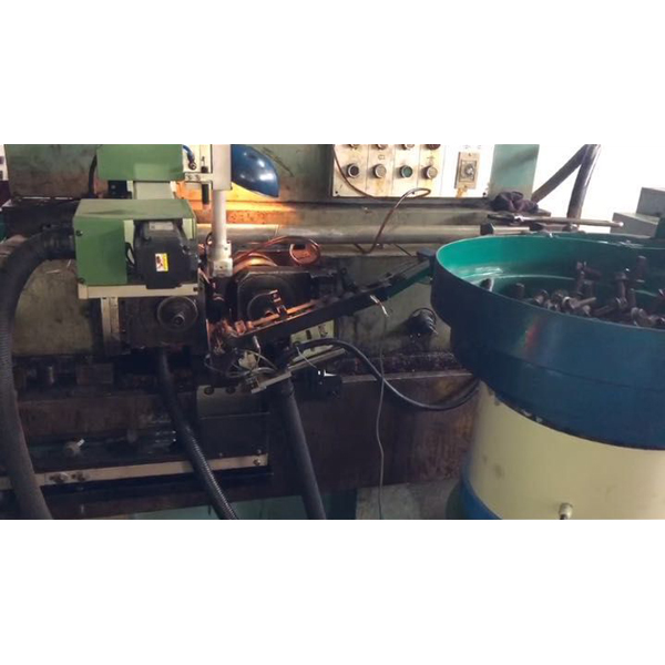 矯直機(jī)自動(dòng)化機(jī)械手